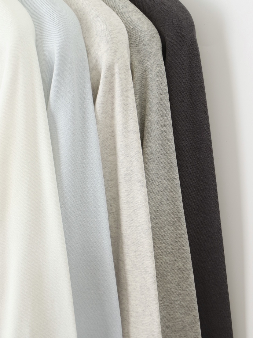 CCW韓國代購㊣女士新品25秋冬職業時尚真品熱賣人氣長袖T恤CCW--NYUNYU長袖T恤