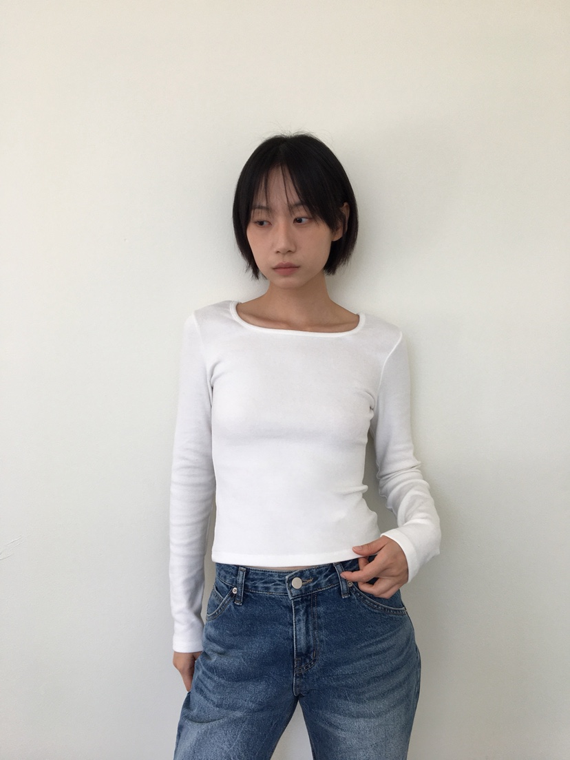 CCW韓國代購㊣女士新款熱賣真品職業休閑人氣時尚推薦長袖T恤CCW--NYUNYU長袖T恤