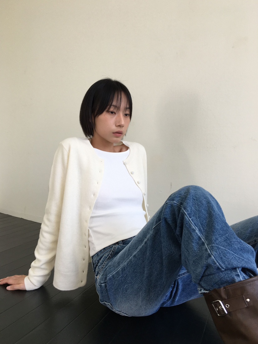 CCW韓國代購㊣女士新款熱賣真品職業休閑人氣時尚推薦長袖T恤CCW--NYUNYU長袖T恤