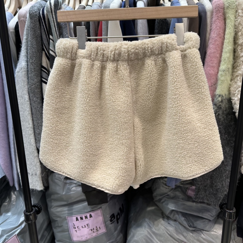 ANNA-P韓國直郵㊣女裝新品推薦人氣真品時尚25秋冬短褲毛絨ANNA-P短褲