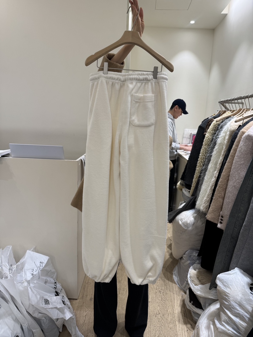 FLOWER-L東大門㊣代購女裝新款時尚推薦25秋冬人氣休閑褲抓絨FLOWER-L休閑褲