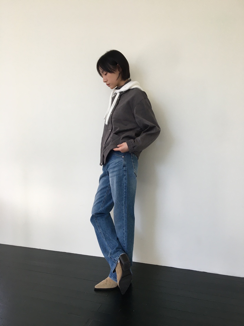 CCW東大門㊣直郵女士新款真品時尚人氣職業休閑25秋冬牛仔褲破洞CCW--NYUNYU牛仔褲