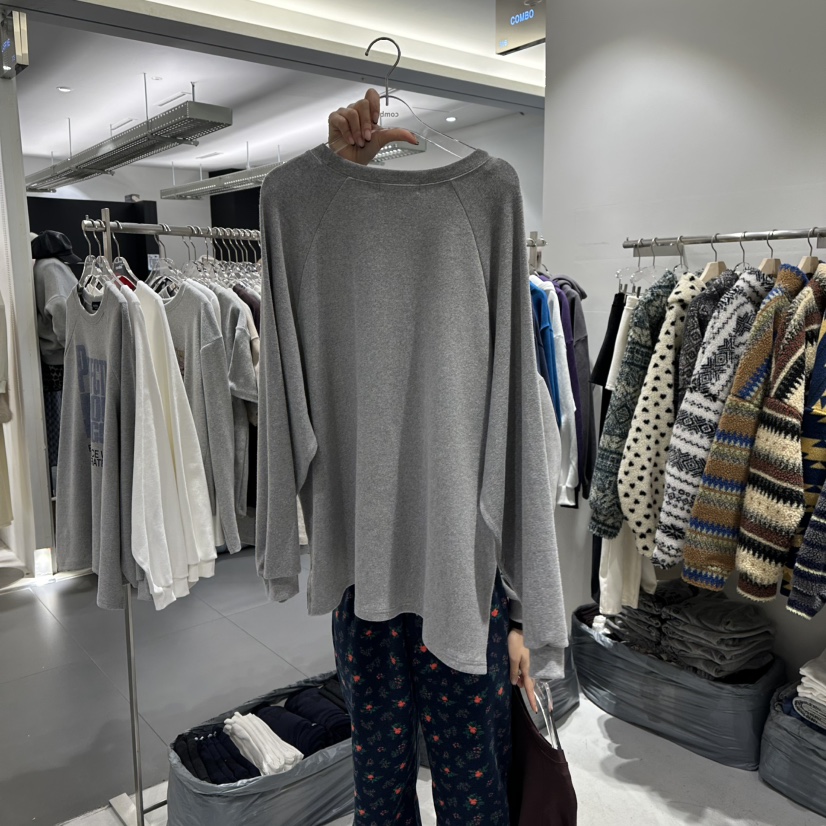 COMBO東大門㊣直郵女裝新品真品熱賣時尚人氣休閑長袖T恤兔子COM_BO長袖T恤