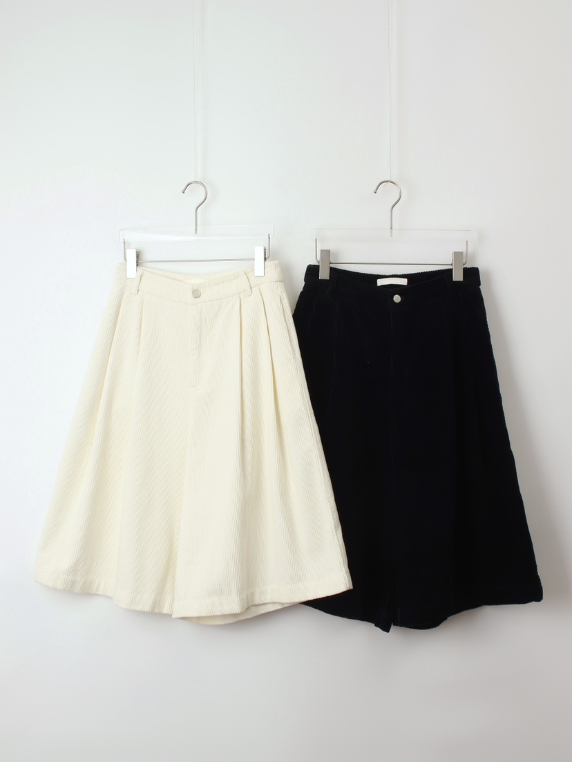 CCW東大門㊣直郵女士新品推薦熱賣休閑職業時尚真品25秋冬短褲CCW--NYUNYU短褲