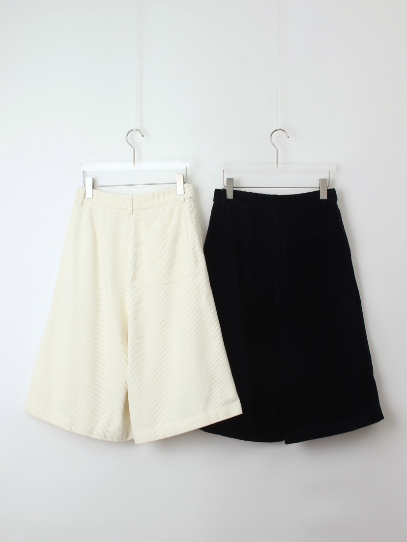 CCW東大門㊣直郵女士新品推薦熱賣休閑職業時尚真品25秋冬短褲CCW--NYUNYU短褲