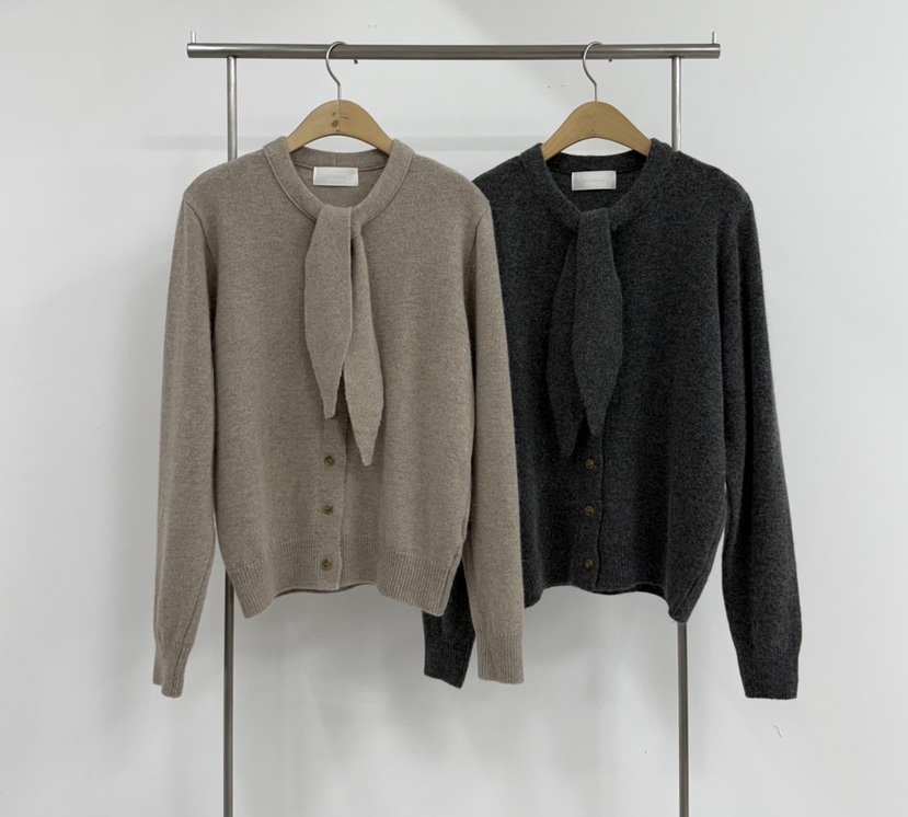 YIKHO STYLE東大門㊣實拍女裝新品人氣休閑推薦針織衫圍巾YIKHO STYLE針織衫