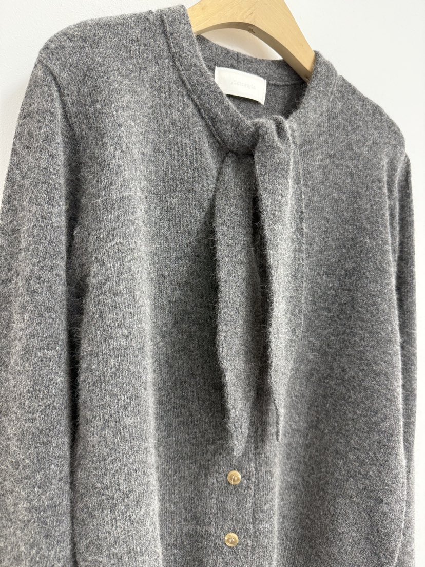 YIKHO STYLE東大門㊣實拍女裝新品人氣休閑推薦針織衫圍巾YIKHO STYLE針織衫