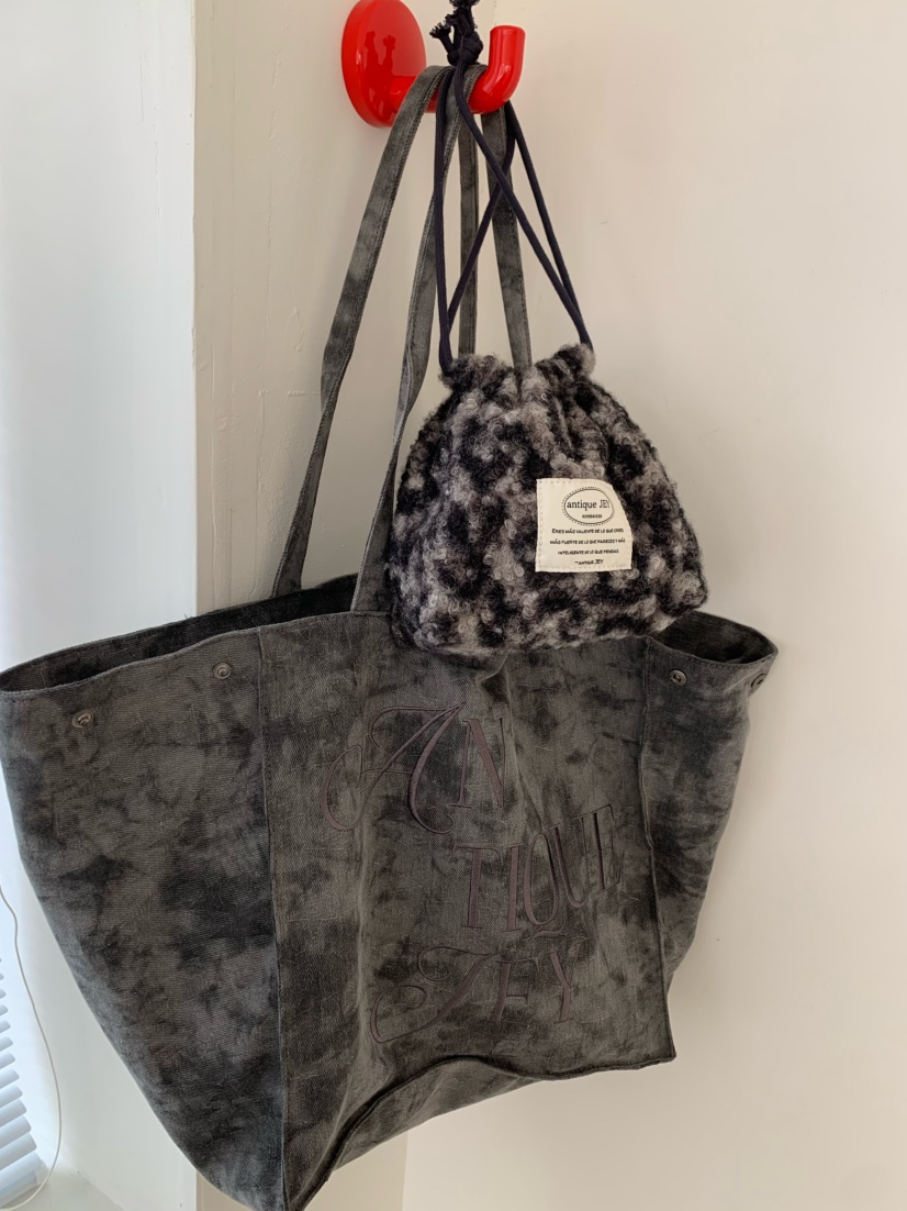 EDDY韓國直郵㊣女裝新品休閑推薦職業熱賣時尚單肩斜跨包刺繡EDDY單肩/斜跨包