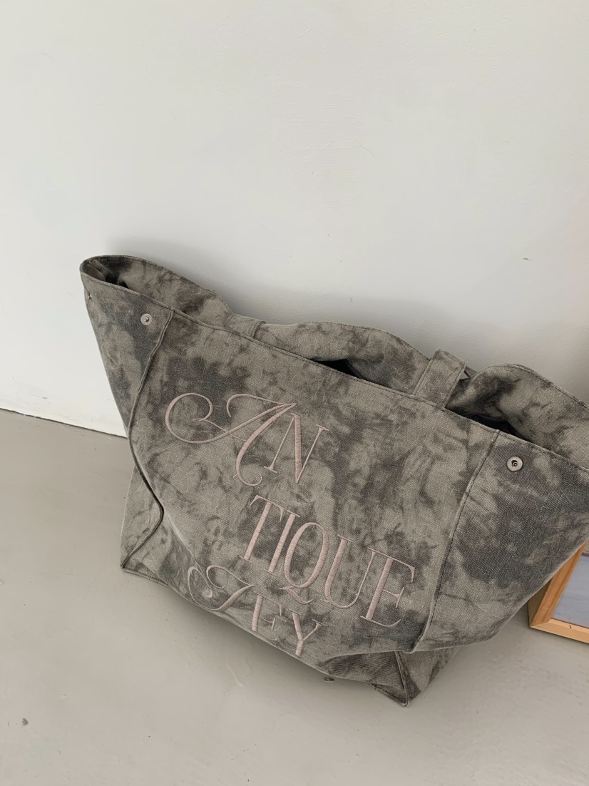 EDDY韓國直郵㊣女裝新品休閑推薦職業熱賣時尚單肩斜跨包刺繡EDDY單肩/斜跨包