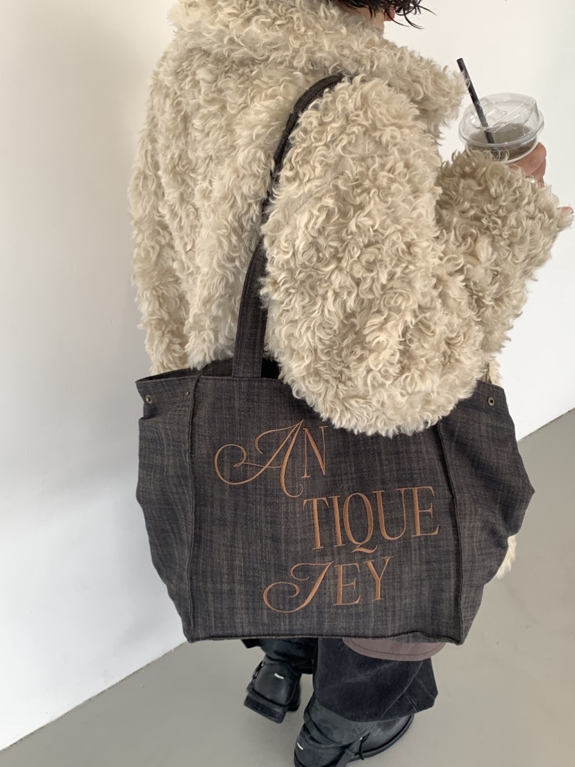 EDDY韓國直郵㊣女裝新品休閑推薦職業熱賣時尚單肩斜跨包刺繡EDDY單肩/斜跨包