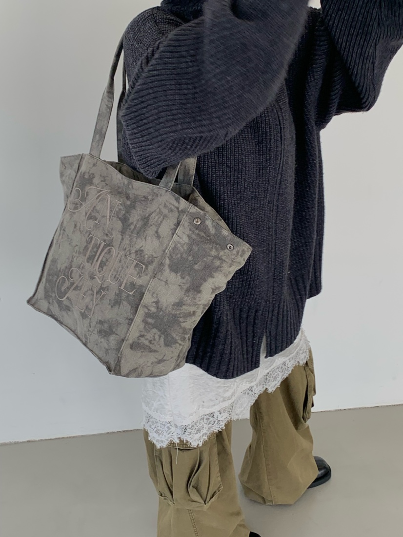 EDDY韓國直郵㊣女裝新品休閑推薦職業熱賣時尚單肩斜跨包刺繡EDDY單肩/斜跨包