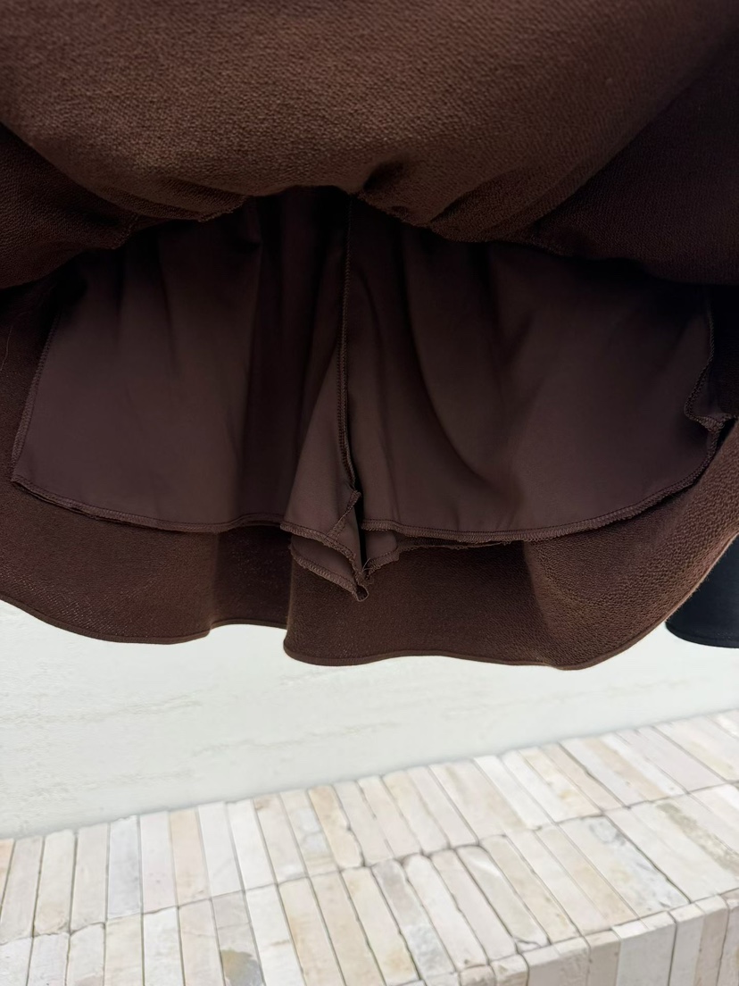 LOVABLE東大門㊣直郵女士新款時尚職業人氣真品推薦休閑短裙LOVABLE短裙