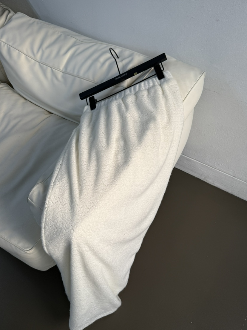 OVER NEAR東大門㊣直郵女裝新款推薦真品時尚長裙鉤針編織OVER NEAR長裙