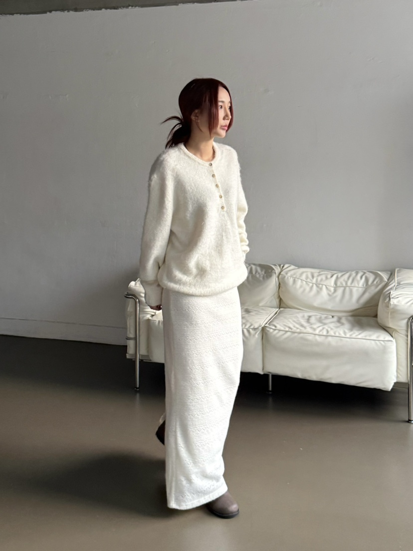 OVER NEAR東大門㊣直郵女裝新款推薦真品時尚長裙鉤針編織OVER NEAR長裙