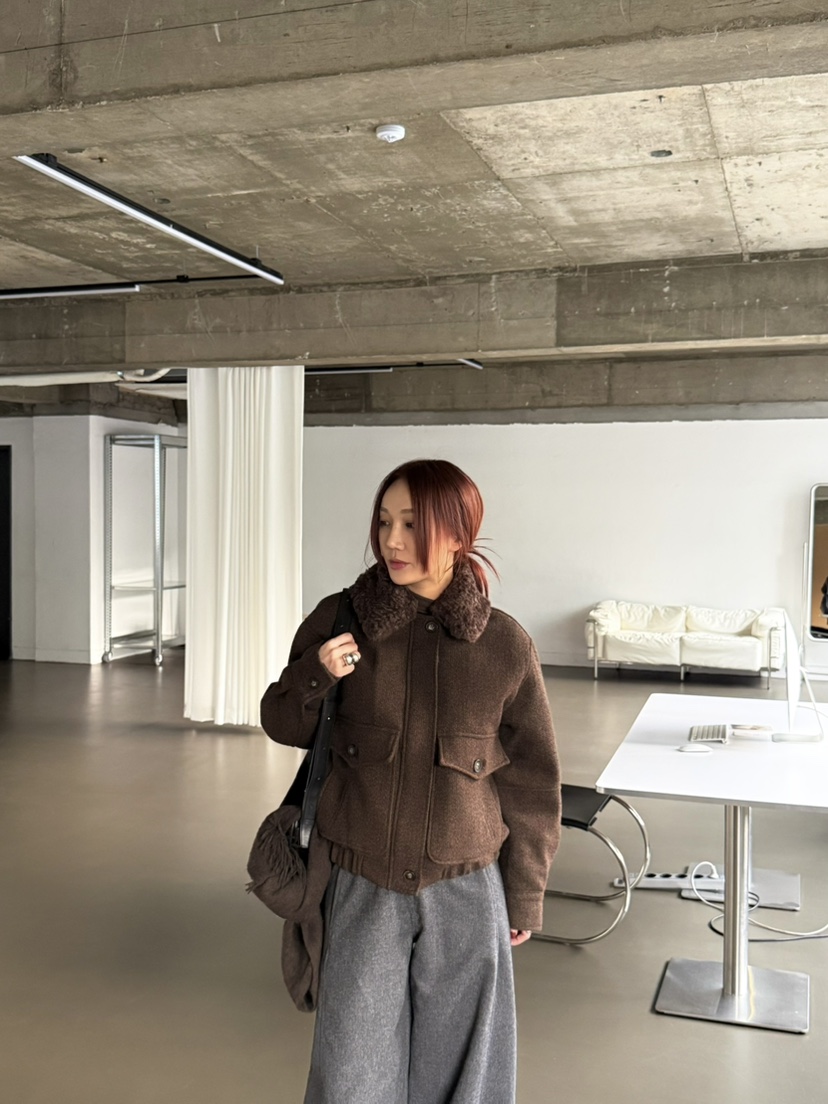 OVER NEAR東大門㊣實拍女士新款休閑真品時尚熱賣短款棉服OVER NEAR短款棉服