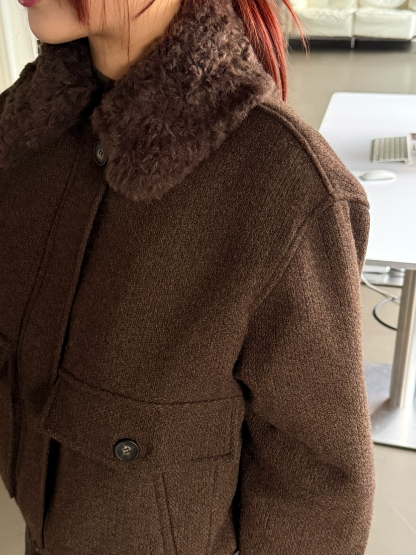 OVER NEAR東大門㊣實拍女士新款休閑真品時尚熱賣短款棉服OVER NEAR短款棉服