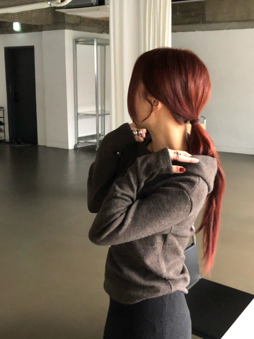 OVER NEAR東大門㊣直郵女士新品熱賣休閑25秋冬時尚職業衛衣OVER NEAR衛衣