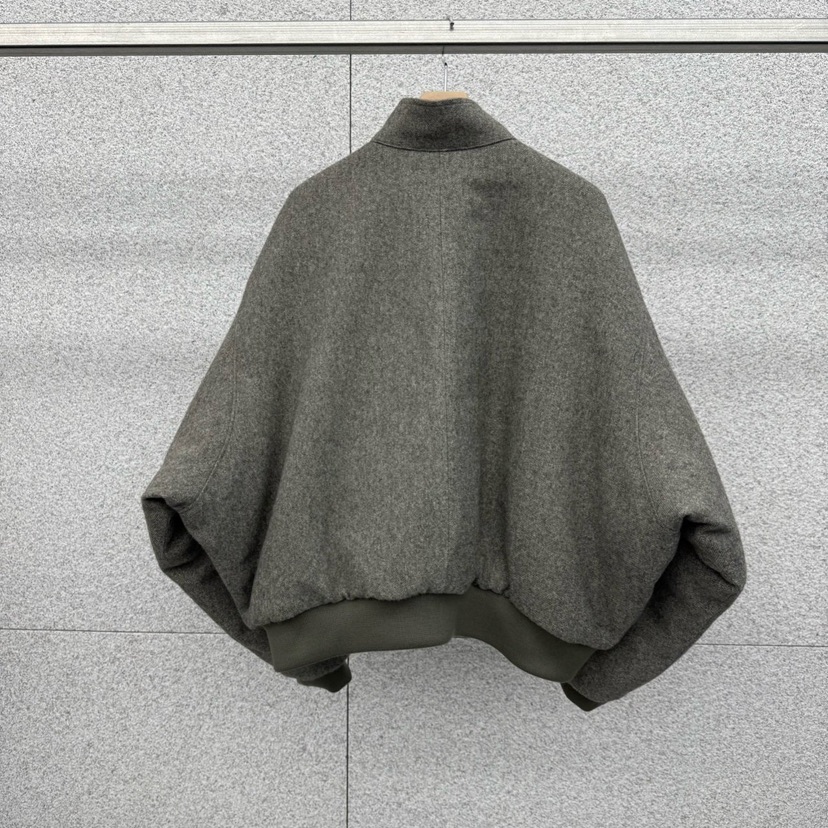 AT THE BAGEL東大門㊣實拍女士新款推薦熱賣時尚短款羽絨服AT THE BAGEL短款羽絨服