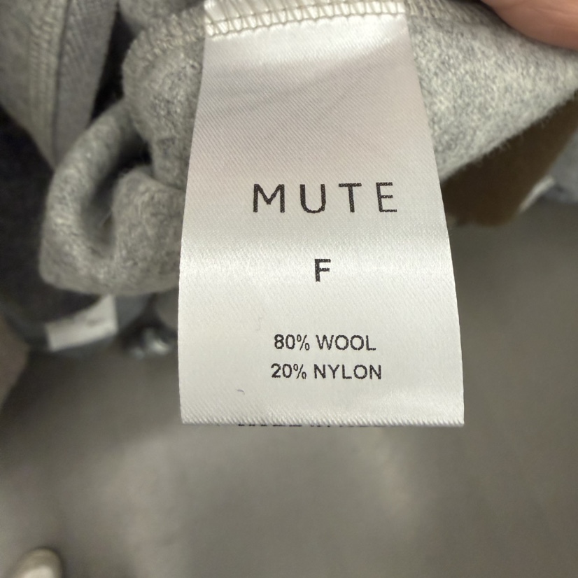 MUTE-P韓國代購㊣女士新款職業25秋冬休閑熱賣推薦真品衛衣MUTE衛衣