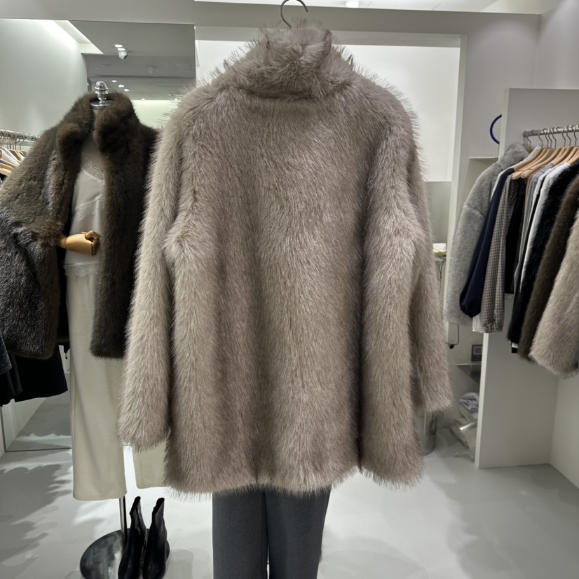 AHOY東大門㊣直郵女士新款職業人氣休閑熱賣時尚短款大衣毛絨AHOY短款大衣