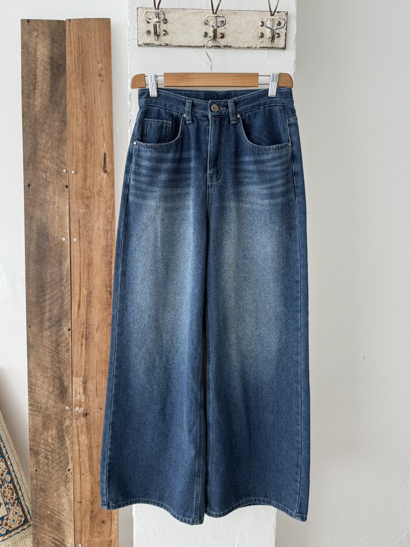 EOMPIT東大門㊣直郵女士新品時尚人氣職業休閑熱賣推薦牛仔褲EOMPIT牛仔褲圖色1