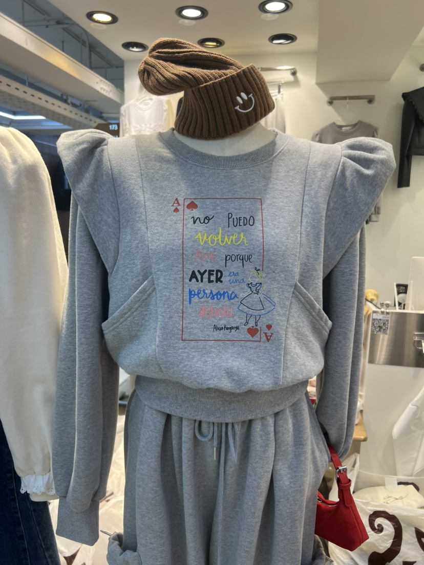 BLUE BANANA韓國代購㊣女裝新款推薦熱賣時尚人氣休閑衛衣BLUE BANANA衛衣圖色2