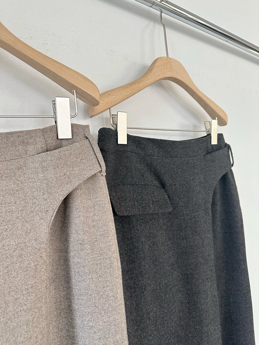 2ND GATE韓國直郵㊣女裝新品熱賣人氣時尚推薦職業長裙腰帶2ND GATE長裙