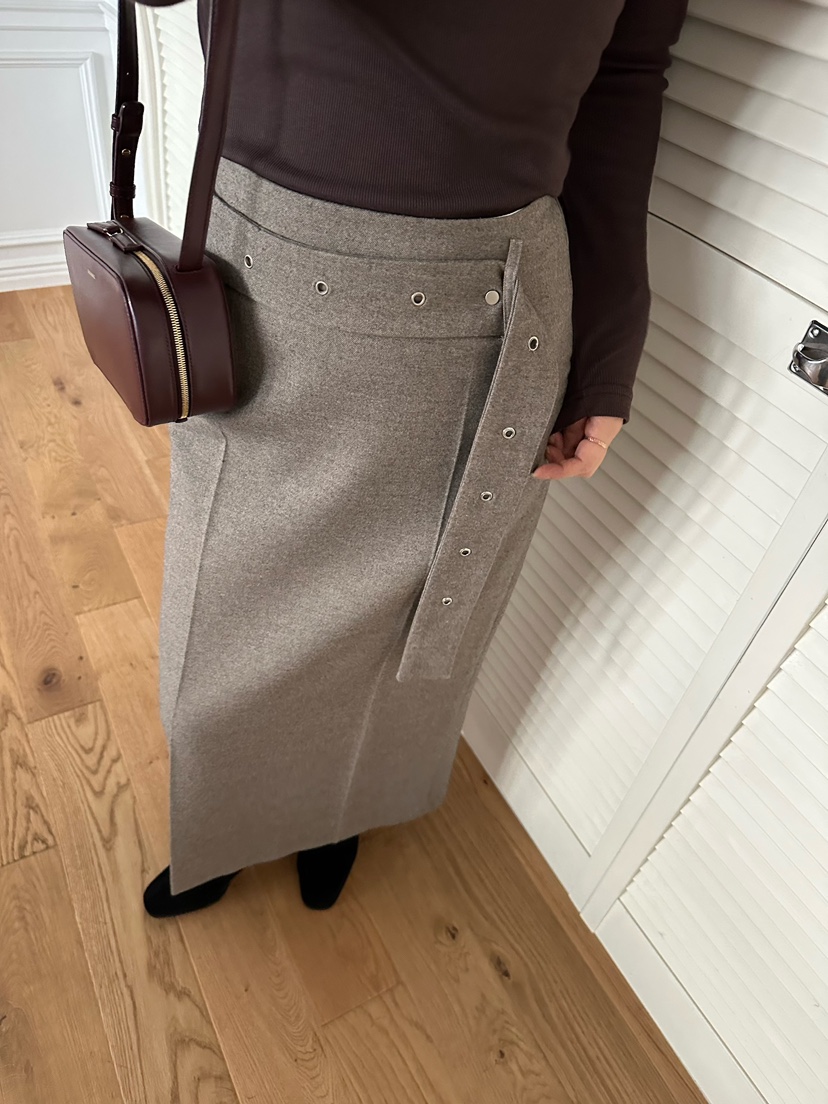 2ND GATE韓國直郵㊣女裝新品熱賣人氣時尚推薦職業長裙腰帶2ND GATE長裙