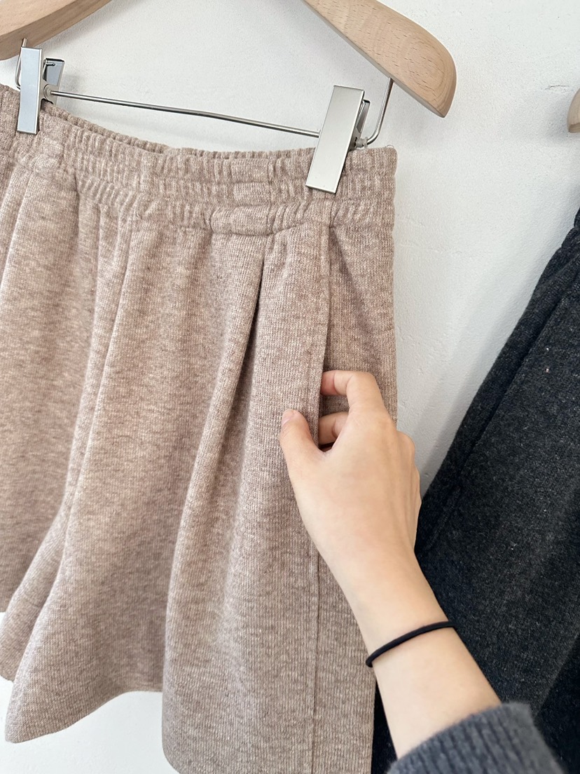 2ND GATE韓國代購㊣女士新款25秋冬時尚熱賣職業真品人氣短褲2ND GATE短褲