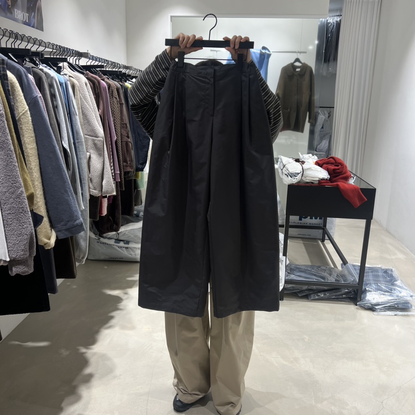 BROT韓國代購㊣女士新款推薦時尚熱賣人氣真品職業休閑休閑褲BROT休閑褲圖色2