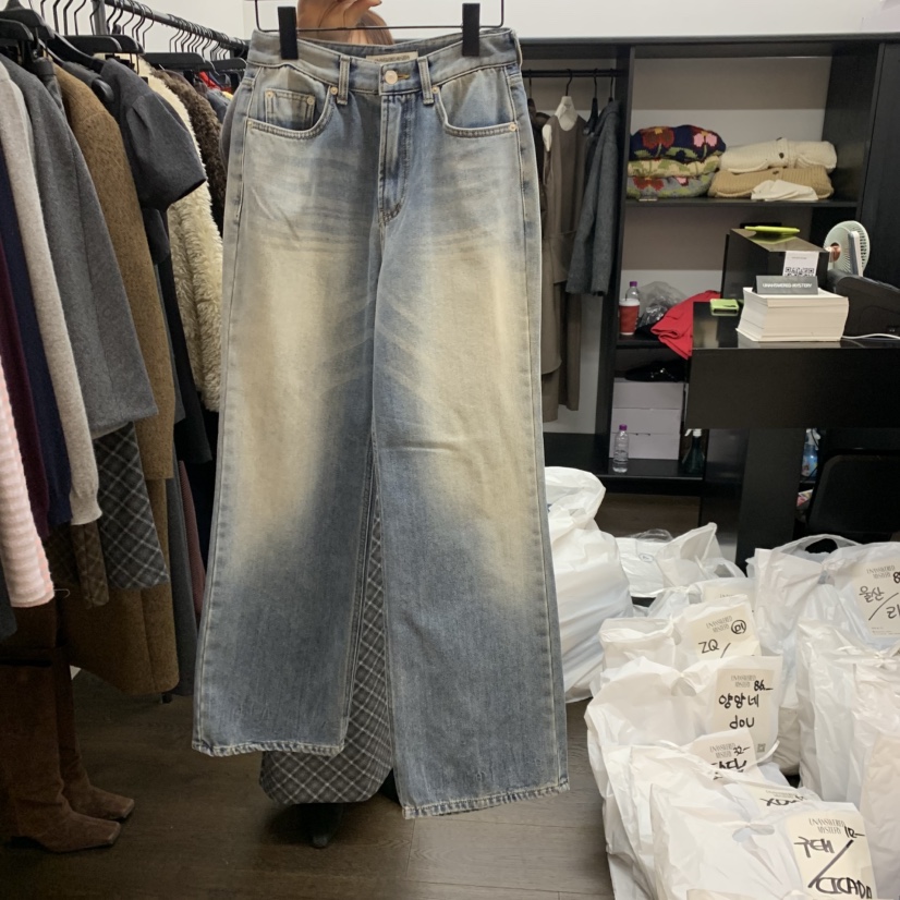 UNANSWERED-MYSTERY東大門㊣直郵女裝新款人氣牛仔褲水洗羊毛UNANSWERED-MYSTERY牛仔褲圖色1