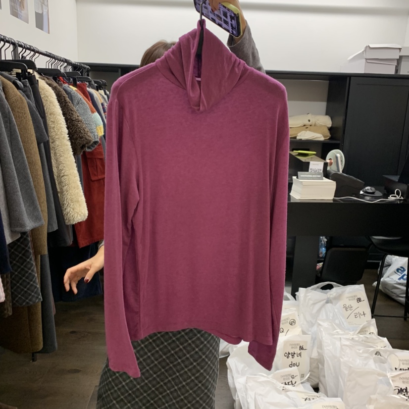 UNANSWERED-MYSTERY韓國直郵㊣女裝新品25秋冬熱賣長袖T恤UNANSWERED-MYSTERY長袖T恤圖色2