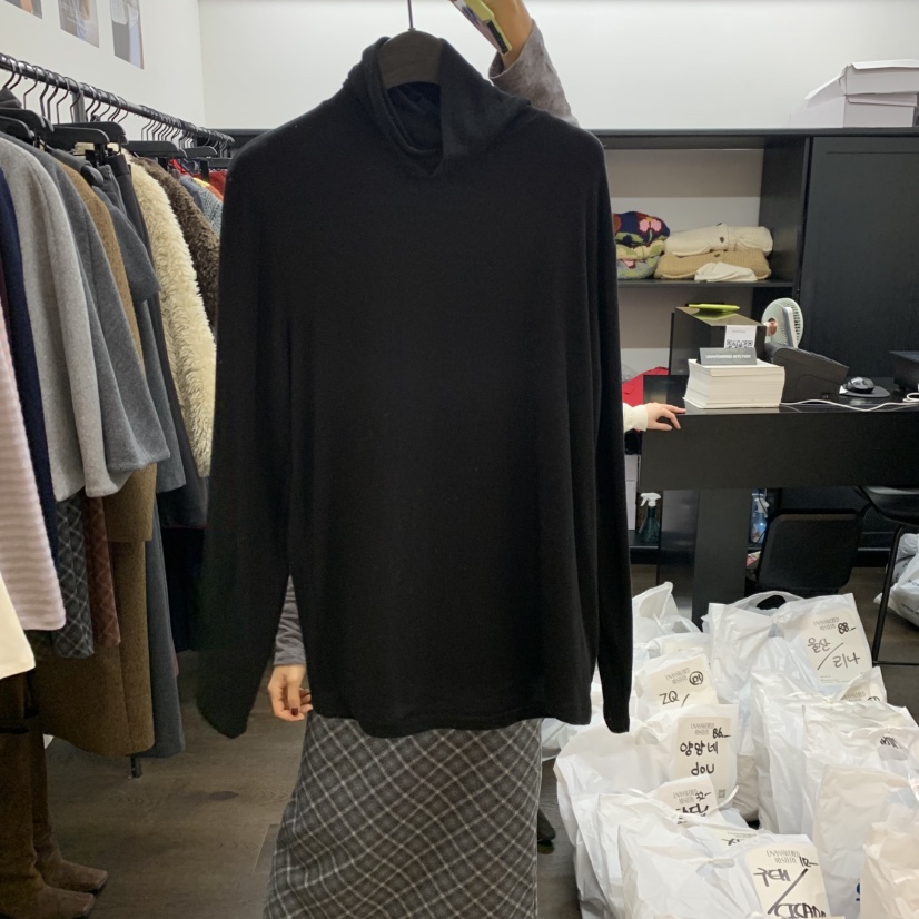 UNANSWERED-MYSTERY韓國直郵㊣女裝新品25秋冬熱賣長袖T恤UNANSWERED-MYSTERY長袖T恤圖色4