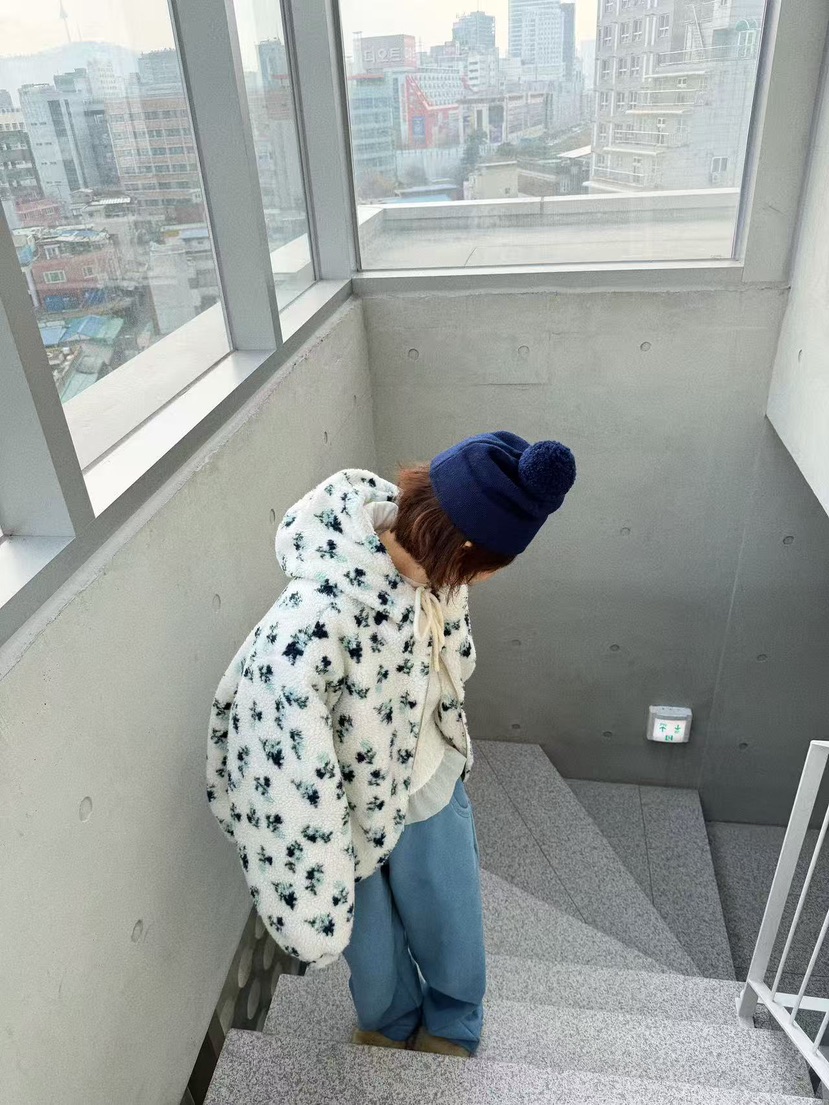 OLI SEOUL東大門㊣實拍女裝新款職業時尚推薦休閑夾克花朵OLI SEOUL夾克