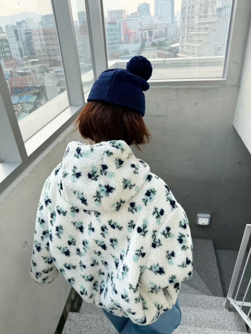 OLI SEOUL東大門㊣實拍女裝新款職業時尚推薦休閑夾克花朵OLI SEOUL夾克