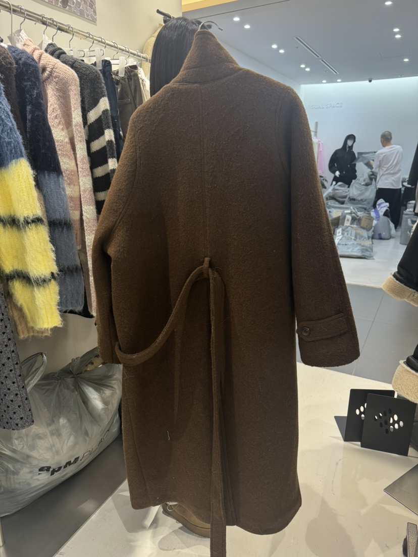 OLI SEOUL東大門㊣直郵女士新款真品推薦人氣熱賣中長款大衣OLI SEOUL中長款大衣