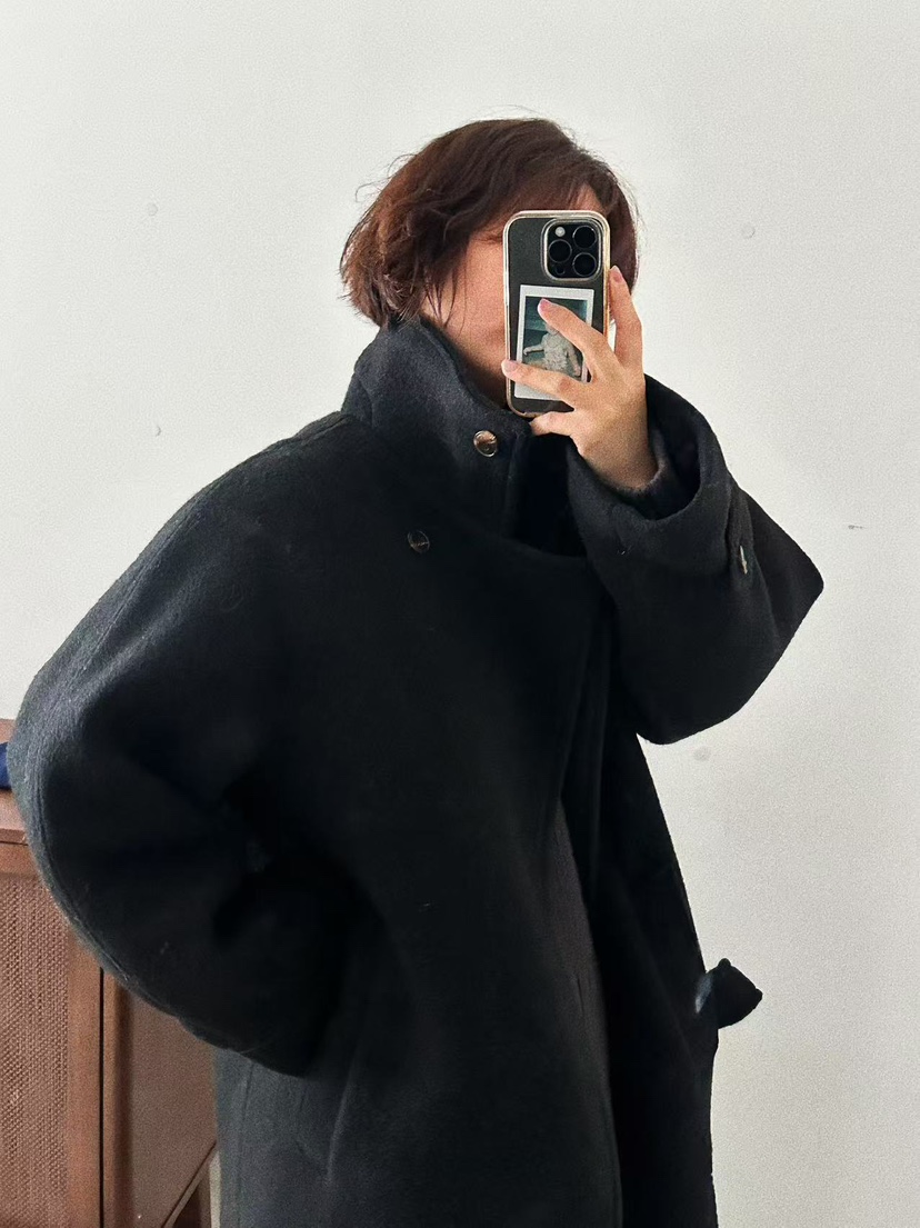 OLI SEOUL東大門㊣直郵女士新款真品推薦人氣熱賣中長款大衣OLI SEOUL中長款大衣