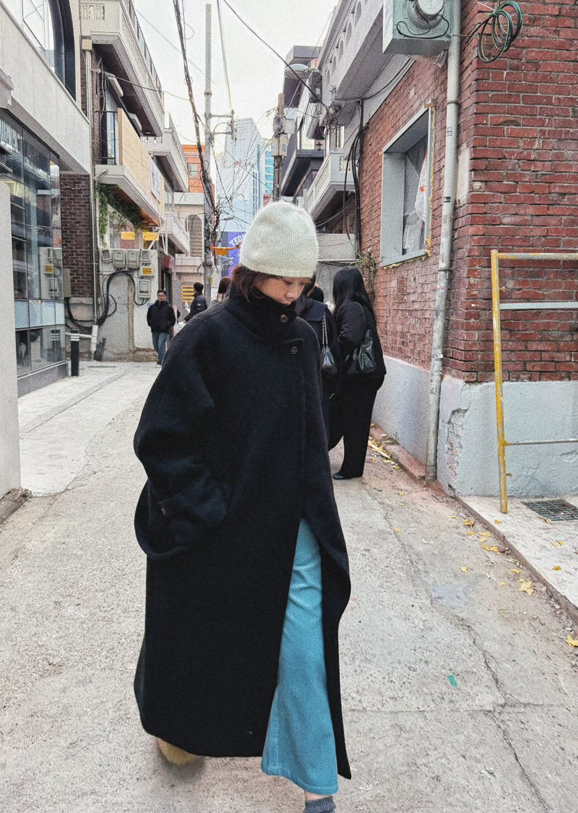 OLI SEOUL東大門㊣直郵女士新款真品推薦人氣熱賣中長款大衣OLI SEOUL中長款大衣