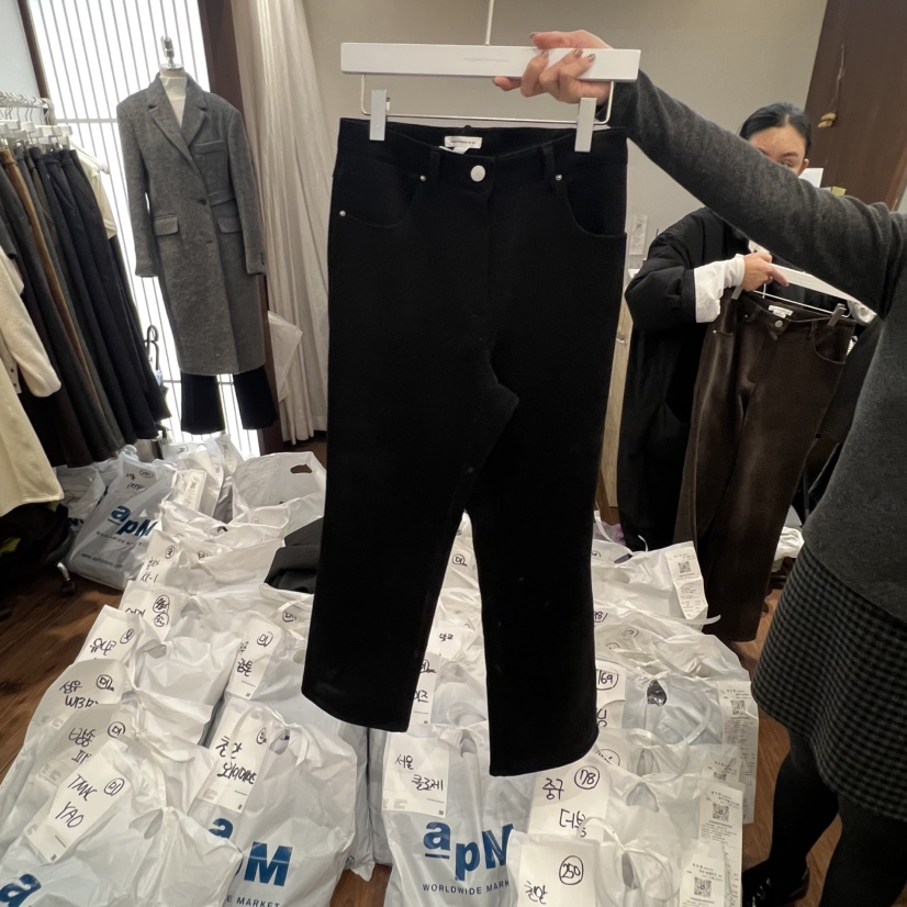 UNDERSTANDING東大門㊣實拍女士新款熱賣真品時尚人氣休閑褲UNDERSTANDING休閑褲圖色2