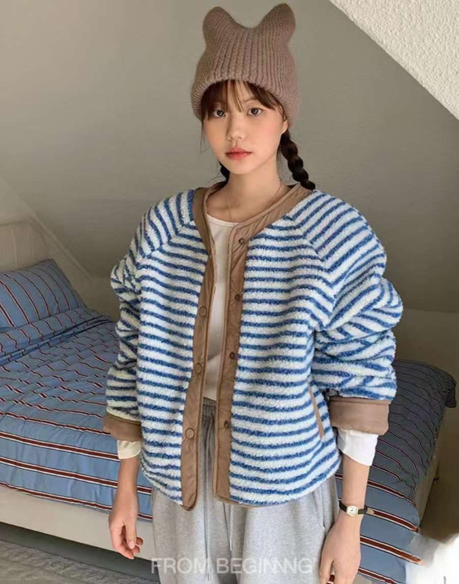 Y.BUTTERFIY東大門㊣直郵女士新品熱賣職業時尚真品夾克條紋Y.BUTTERFIY夾克