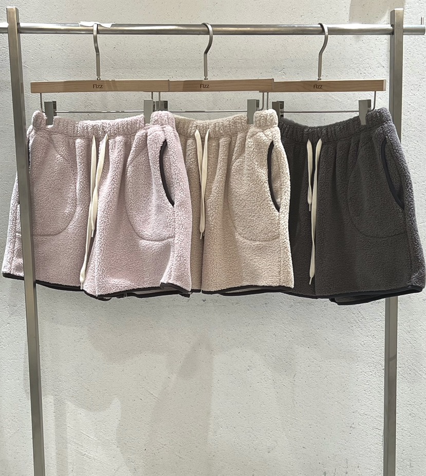 FIZZ東大門㊣實拍女裝新品人氣休閑推薦熱賣職業時尚25秋冬短褲FIZZ短褲