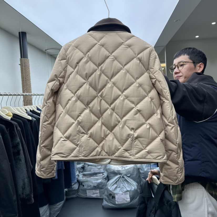 BANUL東大門㊣實拍女裝新品25秋冬時尚熱賣短款羽絨服絎縫鵝絨BANUL短款羽絨服