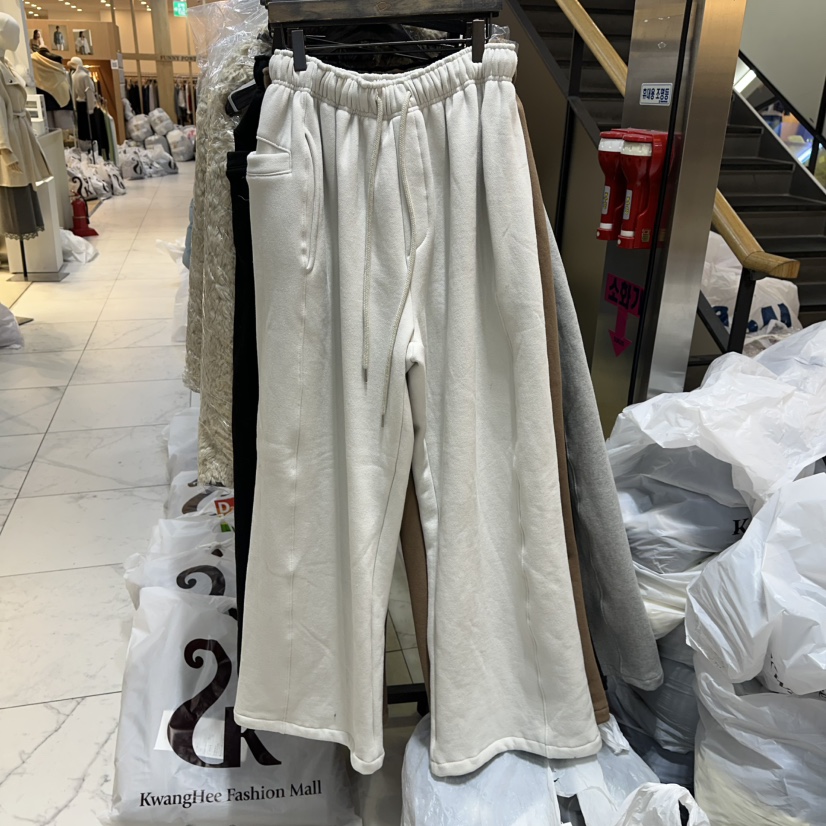 A2/D2東大門㊣直郵女士新款時尚熱賣人氣推薦職業休閑褲加絨A2/D2休閑褲圖色1