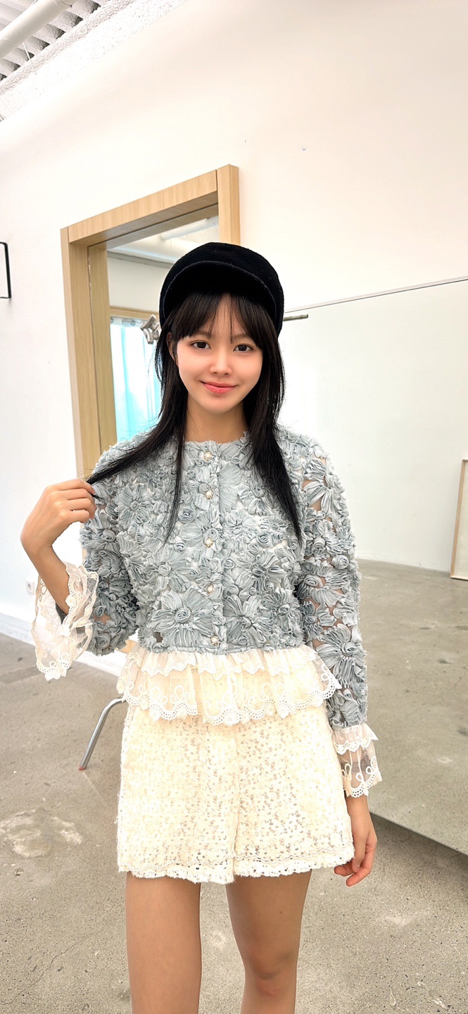 YARD韓國代購㊣女裝新款時尚推薦休閑熱賣職業襯衫蕾絲衫繡花YARD襯衫/蕾絲衫