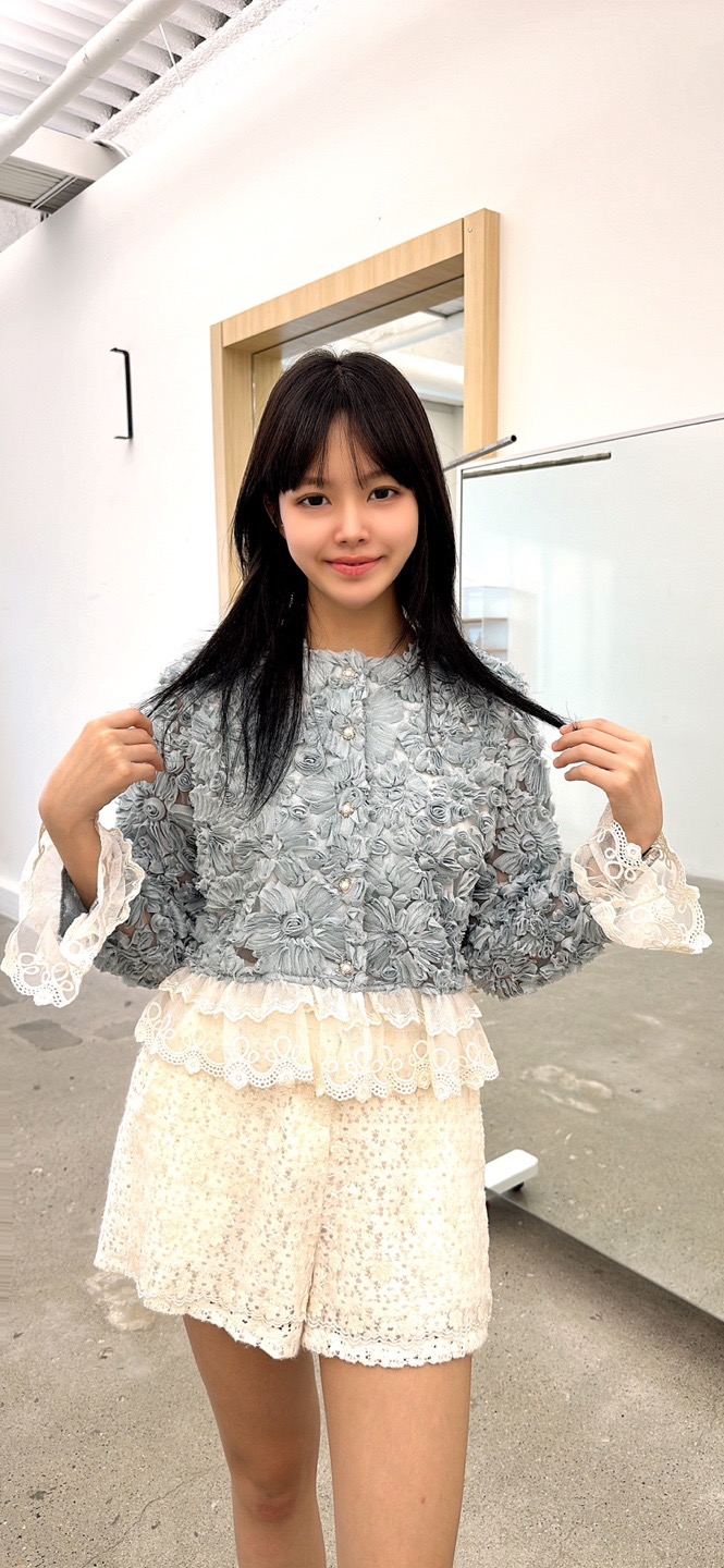 YARD韓國代購㊣女裝新款時尚推薦休閑熱賣職業襯衫蕾絲衫繡花YARD襯衫/蕾絲衫
