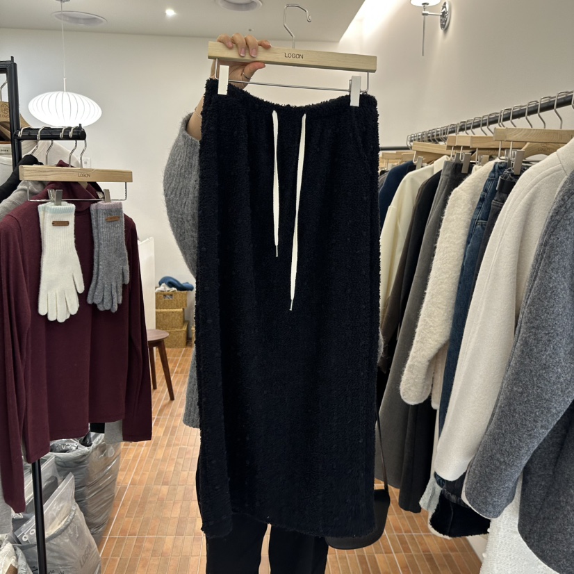 LOGON韓國直郵㊣女士新款25秋冬休閑推薦人氣熱賣時尚職業長裙LOGON長裙圖色2