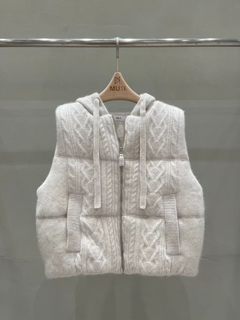 THE MUI韓國直郵㊣女士新品職業推薦時尚熱賣馬甲連帽拉鏈衫THE MUI馬甲圖色1