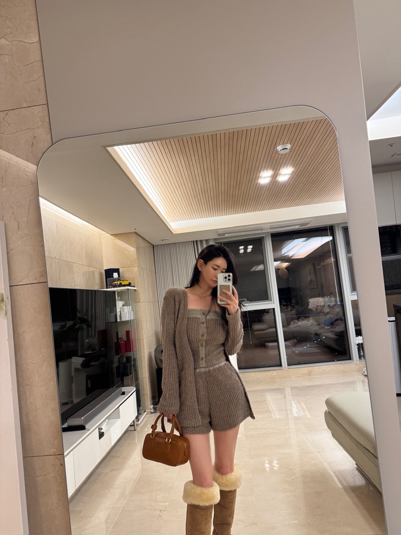 LAFFINE-P韓國代購㊣女裝新品人氣時尚休閑套裝三件套開衫LAFFINE-P套裝