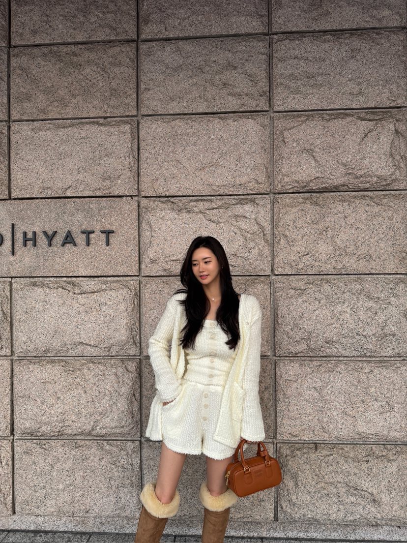 LAFFINE-P韓國代購㊣女裝新品人氣時尚休閑套裝三件套開衫LAFFINE-P套裝