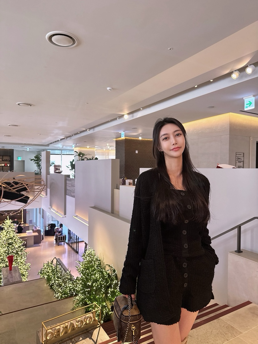 LAFFINE-P韓國代購㊣女裝新品人氣時尚休閑套裝三件套開衫LAFFINE-P套裝